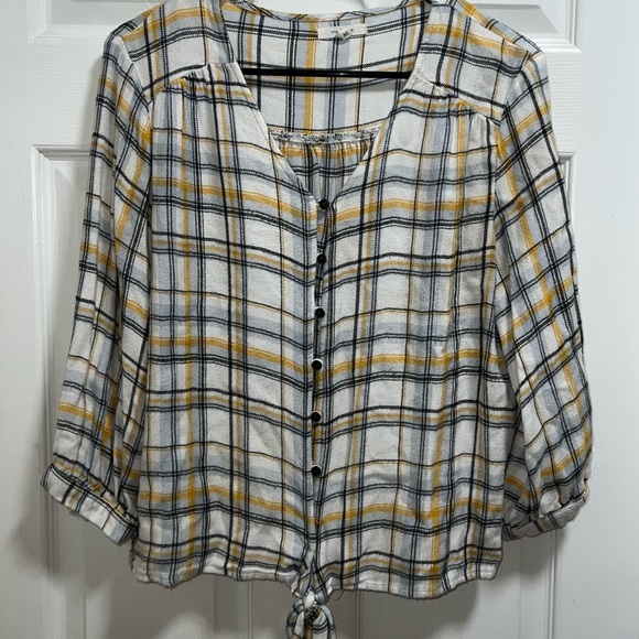 Plaid Button-Up Women's Top - Picture 1 of 3